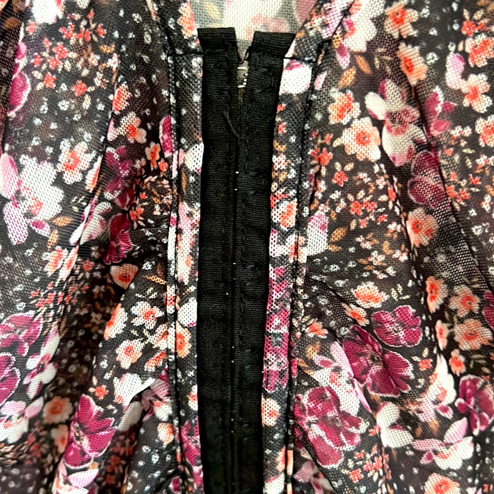 Anthropologie sheer floral top XS - Picture 4 of 5